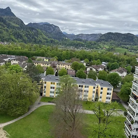 2 Schlafzimmer, 2 Baeder, Kueche, Wohnzimmer, Bergblick Apartment Bad Reichenhall