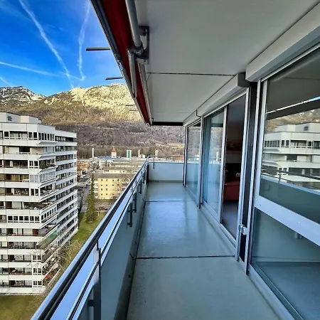 2 Schlafzimmer, 2 Baeder, Kueche, Wohnzimmer, Bergblick Apartment