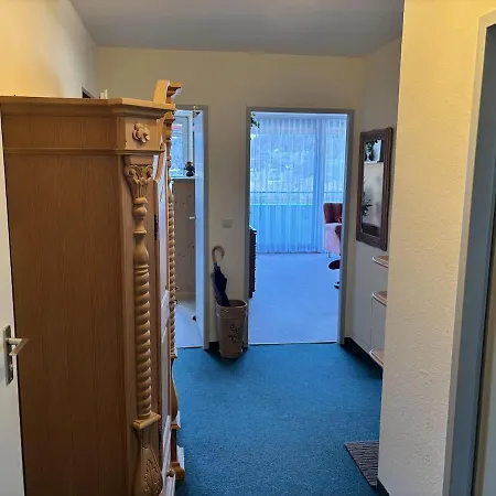 Апартаменты 108, 2 Schlafzimmer, Dusche, 2 Wc, Kueche, Wohnzimmer, Bis 5 Gaeste