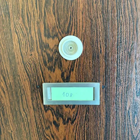 2 Schlafzimmer, 2 Baeder, Kueche, Wohnzimmer, Bergblick Bad Reichenhall