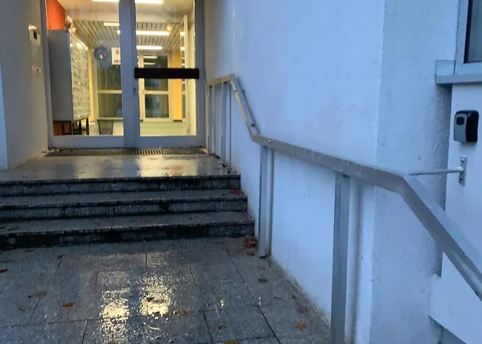 108, 2 Schlafzimmer, Dusche, 2 Wc, Kueche, Wohnzimmer, Bis 5 Gaeste Bad Reichenhall